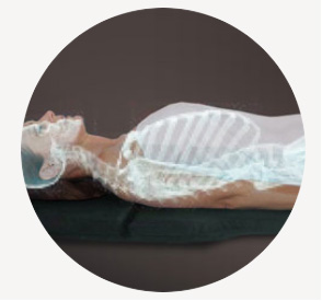 索罗加热垫符合人体工学设计。完美贴合人体脊柱曲线，均衡人体受力，促进血液循环缓解人力压力点的受力。